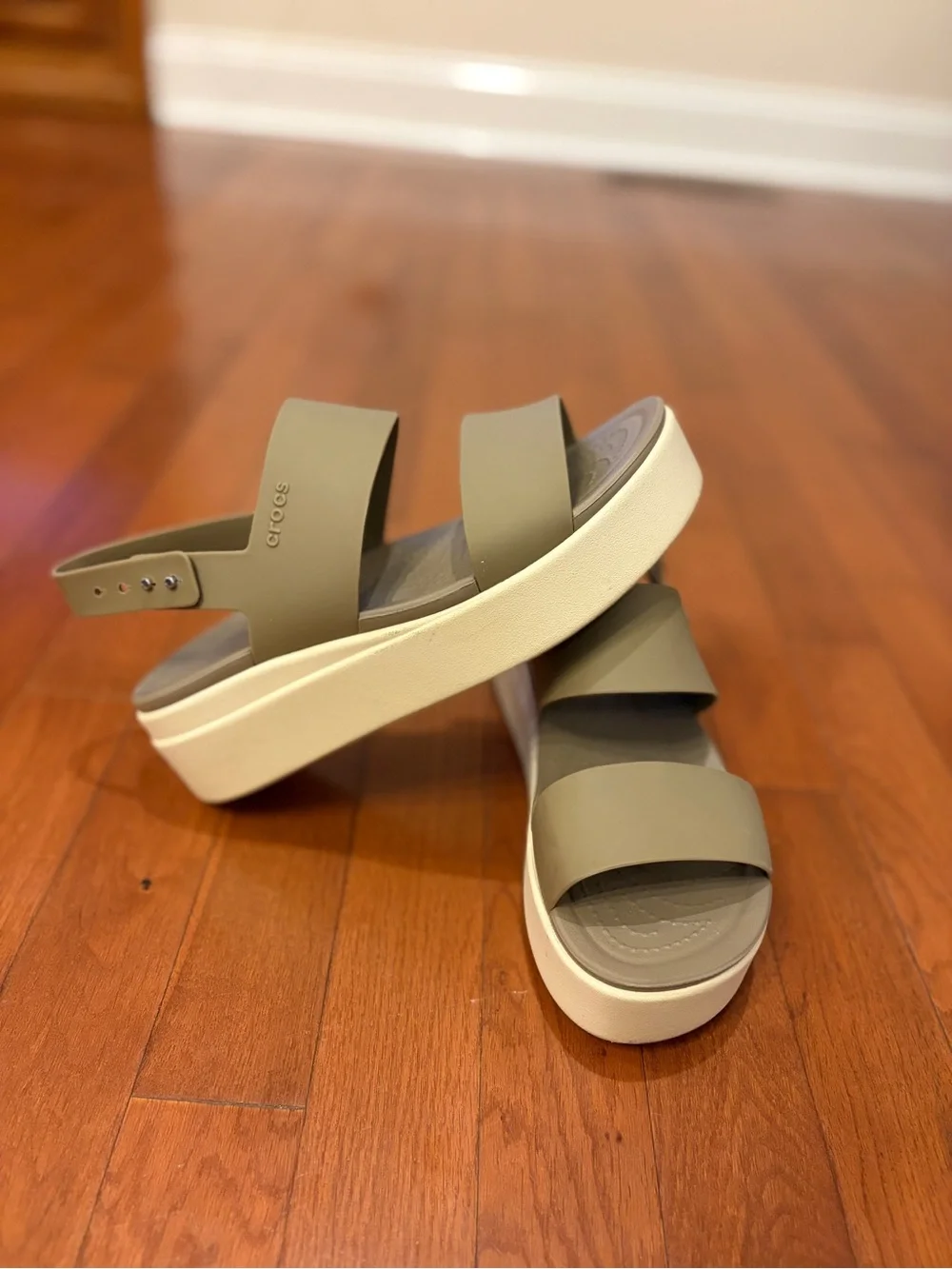 CROCS | Brooklyn Low Wedge Sandals- Khaki Bone